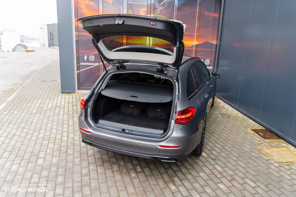Mercedes-Benz C 300 e T 9G-TRONIC Avantgarde - 29