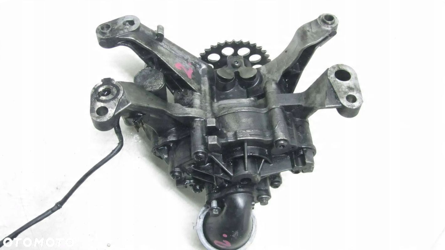 JAGUR XE 2.0 POMPA PALIWA g4d3-6l681-ba 204DTD 15- - 2