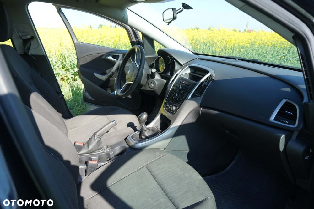 Opel Astra 1.4 T Enjoy - 13