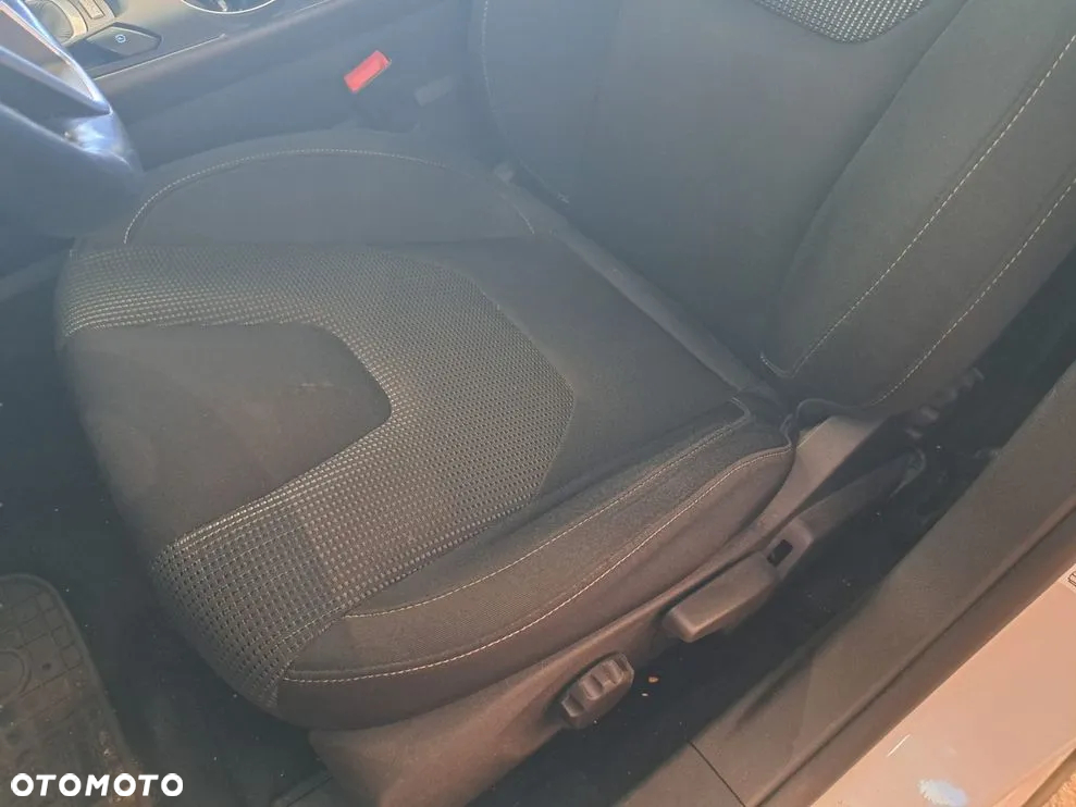 Ford Mondeo 2.0 EcoBlue Titanium - 19