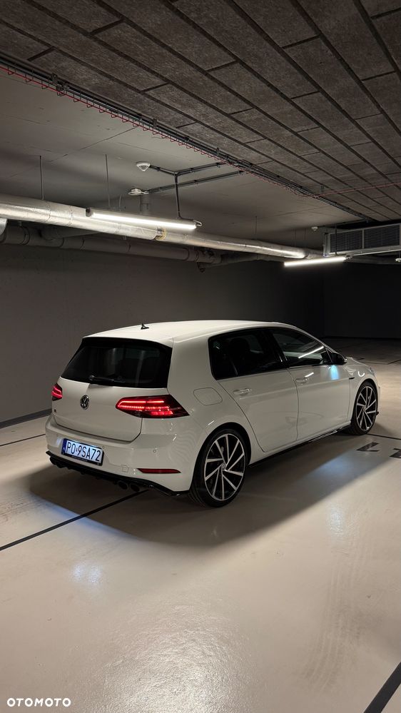 Volkswagen Golf - 3