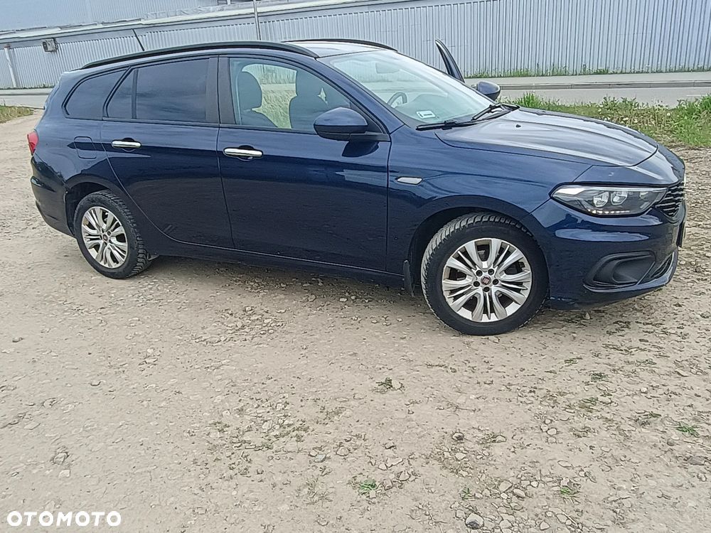Fiat Tipo 1.6 MultiJet 16v Lounge DDCT - 1