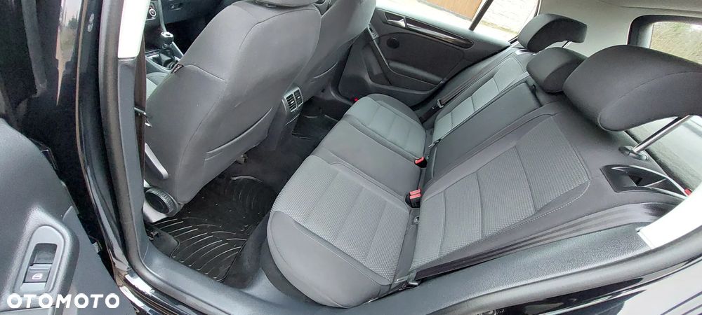 Volkswagen Golf 1.6 TDI Trendline - 32