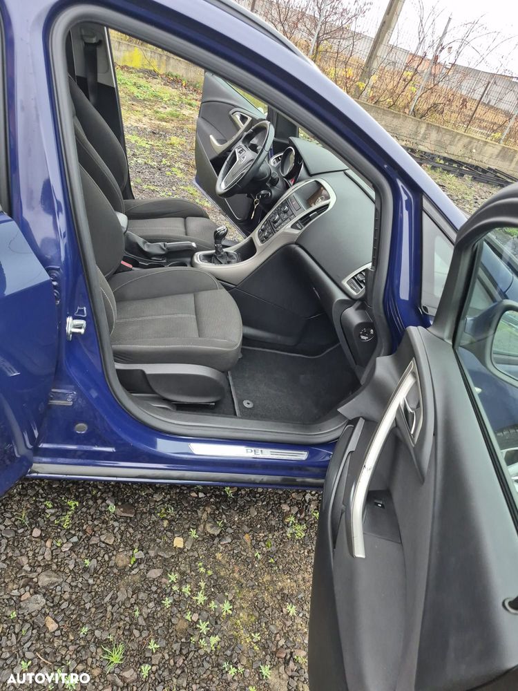 Opel Astra 1.7 CDTI DPF Edition - 11