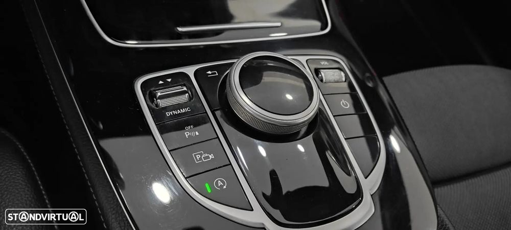 Mercedes-Benz E 220 d Avantgarde - 36