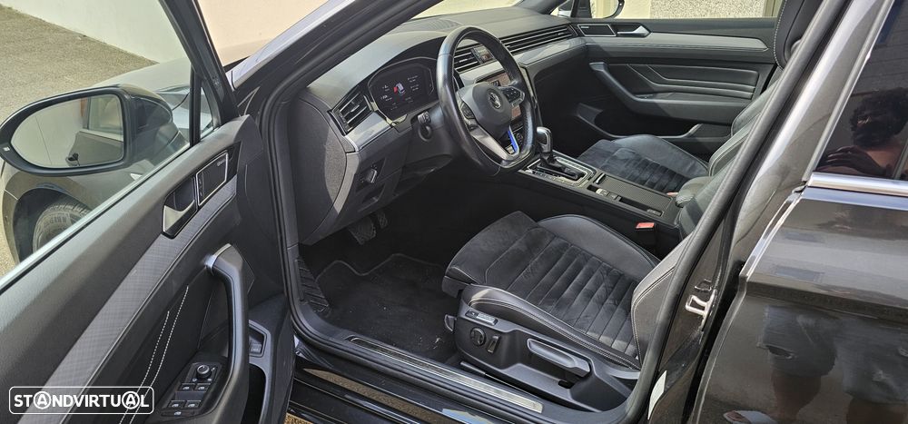 VW Passat Variant - 8