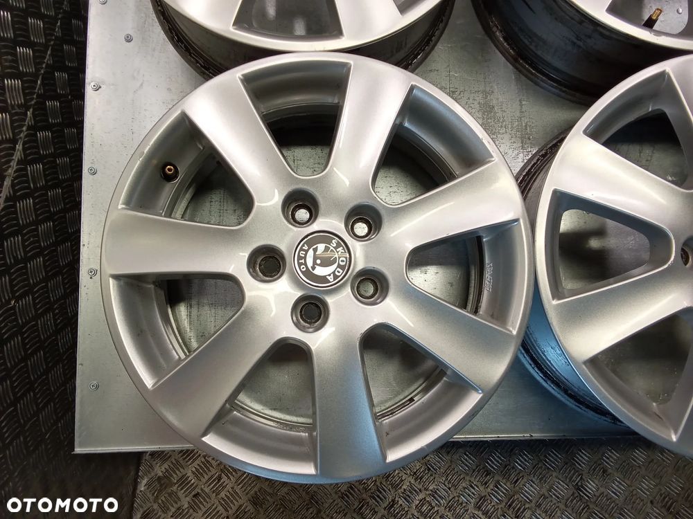 Felgi Skoda Octavia Yeti Karoq Superb 6.5Jx16 et50 5x112 - 7