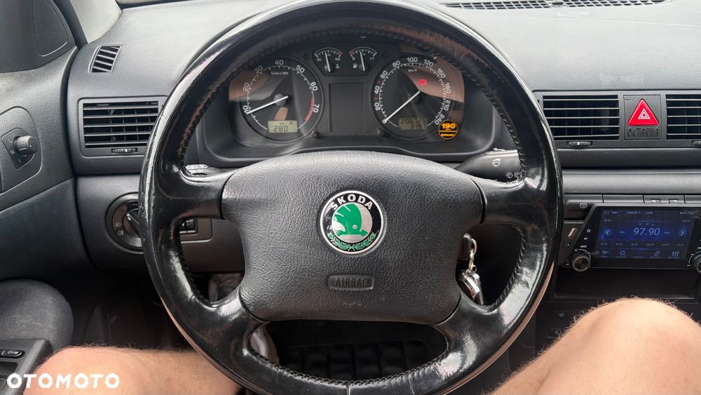 Skoda Octavia 2.0 Combi Elegance - 18