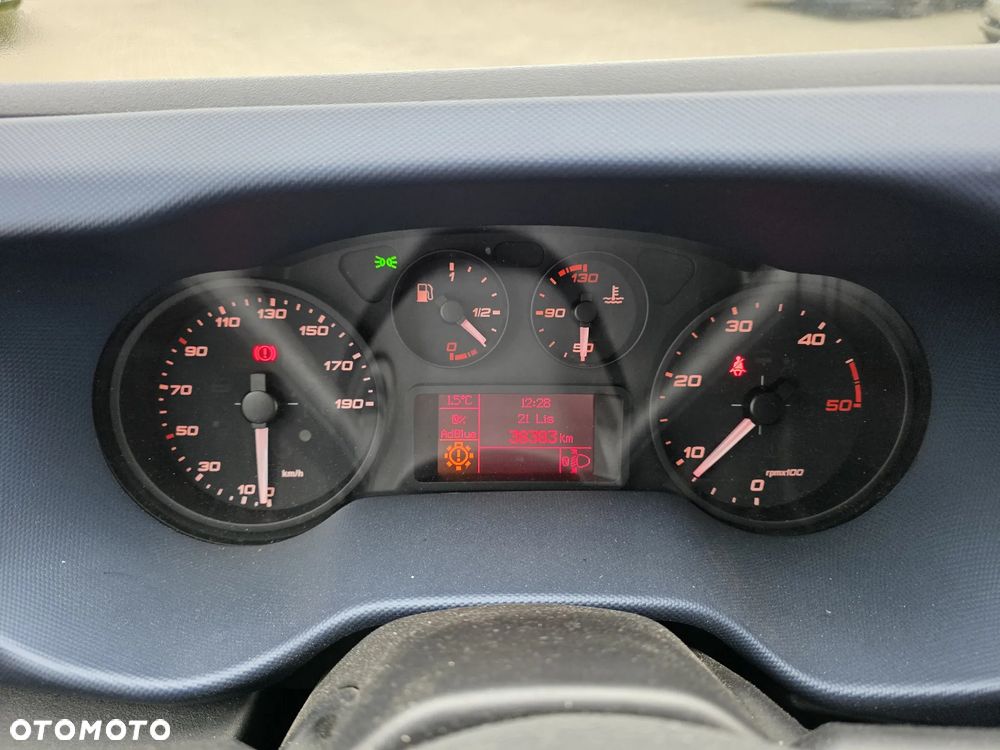 Iveco 50C15 plandeka + winda 10EP Tylko 38000 km ! Krajowy Pierwszy Właściciel dmc 3500 kg ! - 8