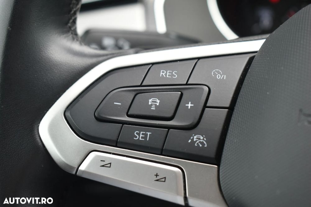 Volkswagen Passat 2.0 TDI DSG Comfortline - 13