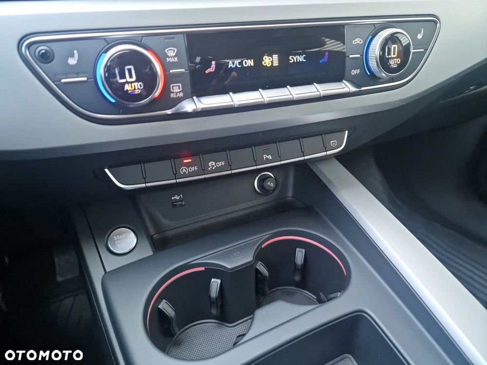 Audi A4 Limousine 35 TFSI mHEV Advanced S tronic - 17