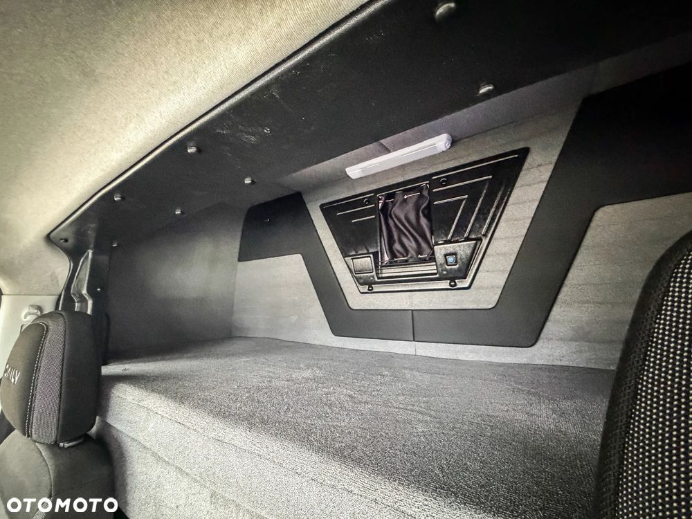 Iveco DAILY 35S18HA8 Laweta metalic ! 180KM - 27