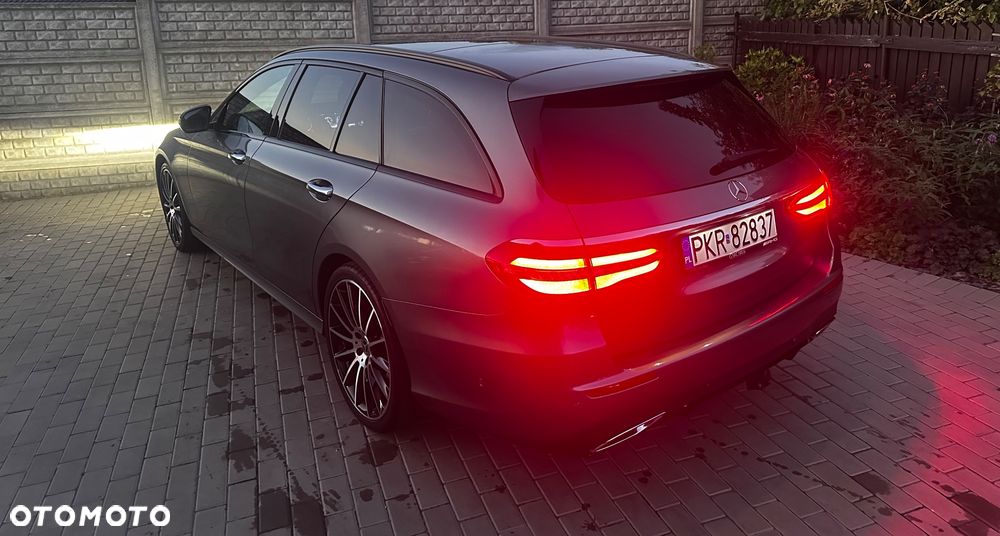 Mercedes-Benz Klasa E 220 d 4-Matic AMG - 34