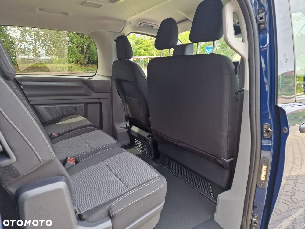 Volkswagen Caravelle - 24