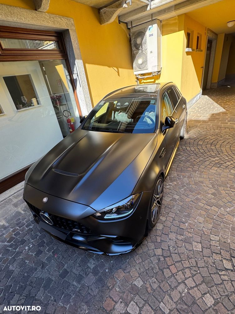 Mercedes-Benz C 63 AMG - 13