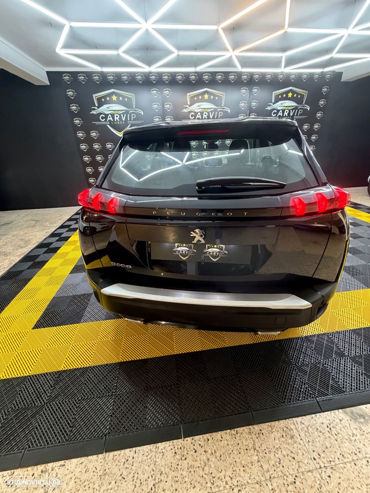 Peugeot 2008 - 4