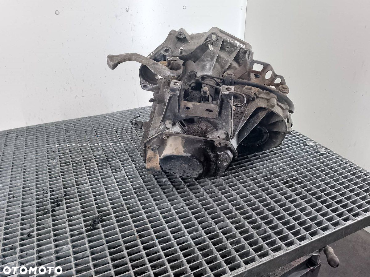 SKRZYNIA BIEGÓW MANUALNA VW POLO 9N GSH 1.2 B - 5