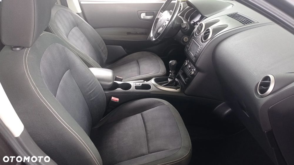 Nissan Qashqai 2.0 dCi Tekna - 33