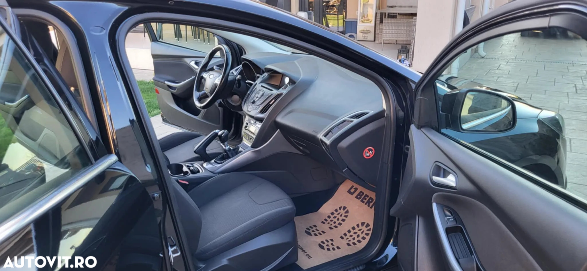 Ford Focus - 11