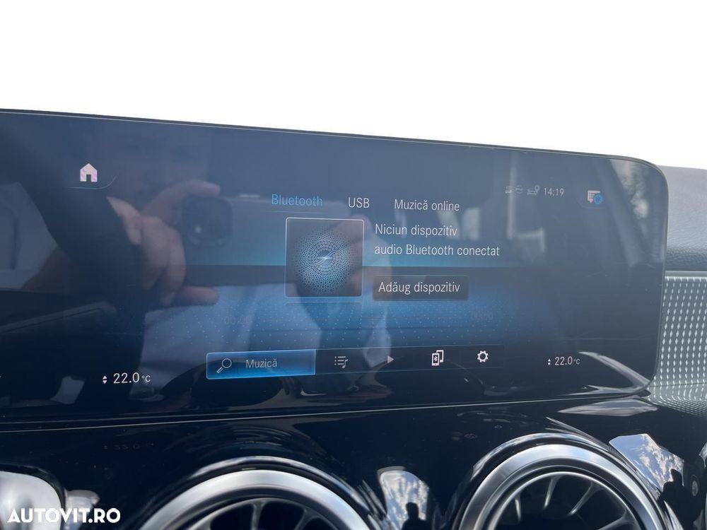 Mercedes-Benz GLB 200 4MATIC Aut. - 23