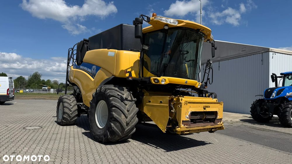 New Holland CR9080 4WD - 2