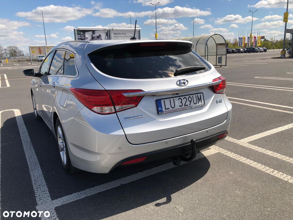 Hyundai i40 Kombi blue 1.6 Trend - 4