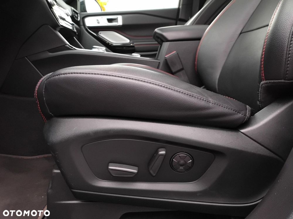 Ford Explorer 3.0 EcoBoost PHEV 4WD ST-Line - 28