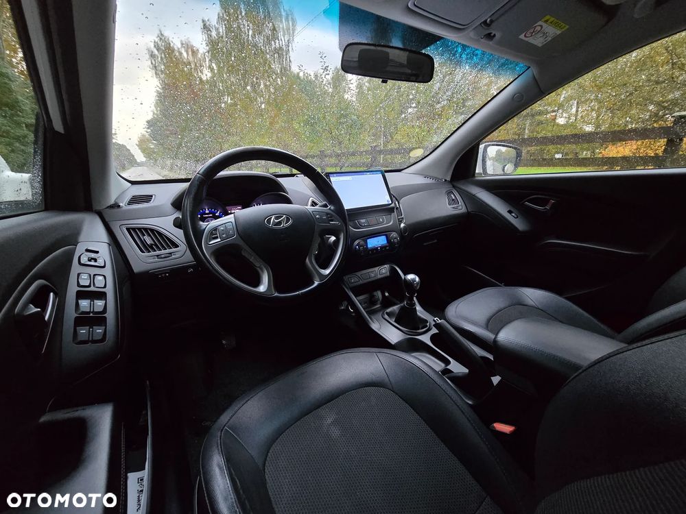 Hyundai ix35 1.7 CRDi Premium 2WD - 24