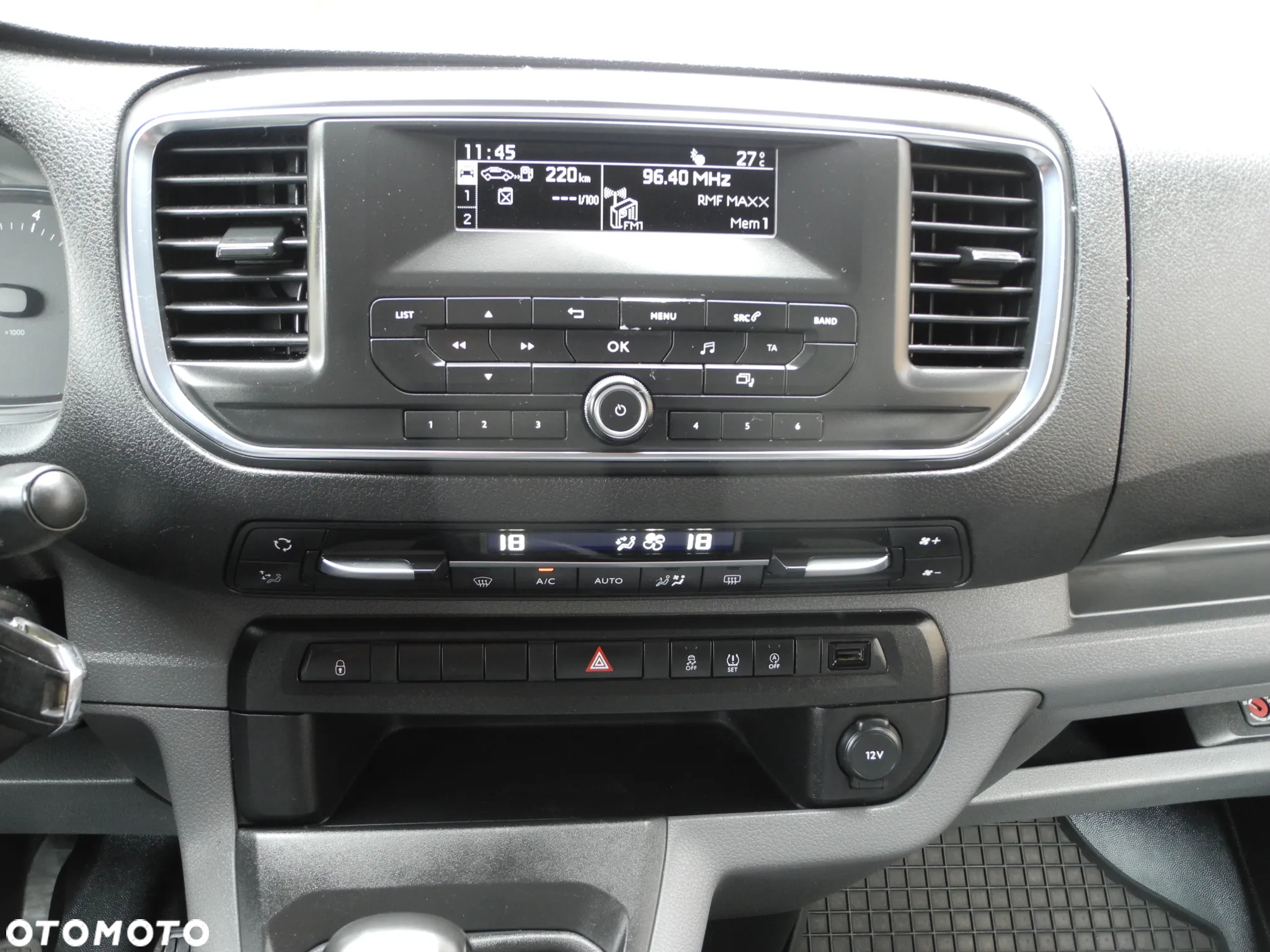 Peugeot Traveller 1.6 BlueHDi Long Business - 9