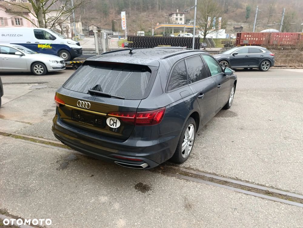 Audi A4 Avant 40 TDI quattro S tronic - 3