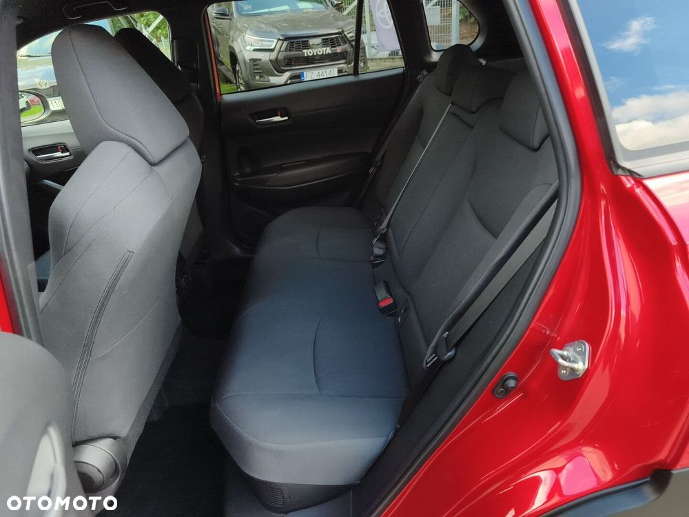 Toyota Corolla Cross - 15
