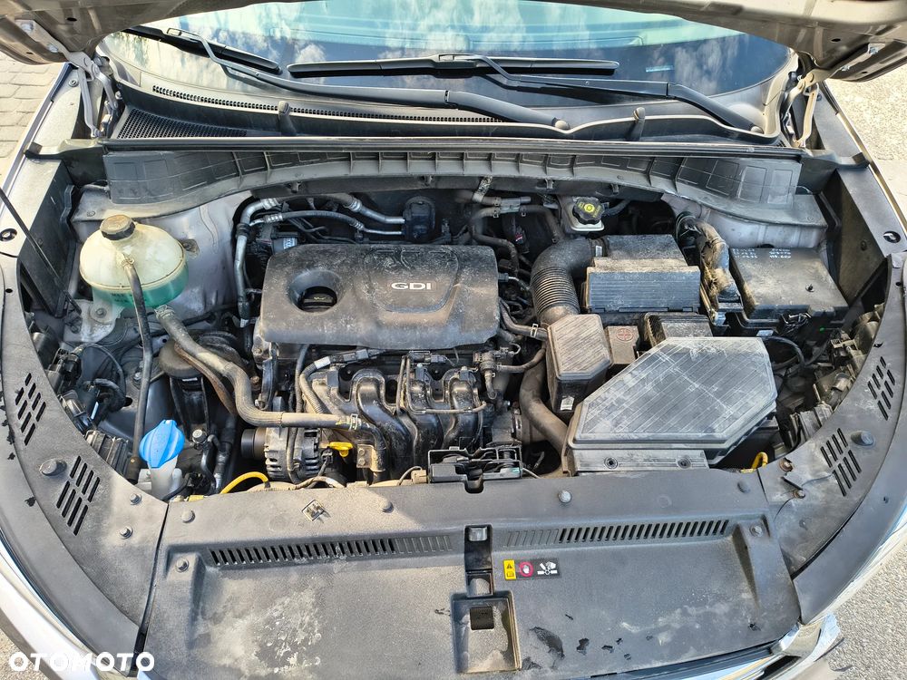 Hyundai Tucson 1.6 GDI BlueDrive Style 2WD - 8