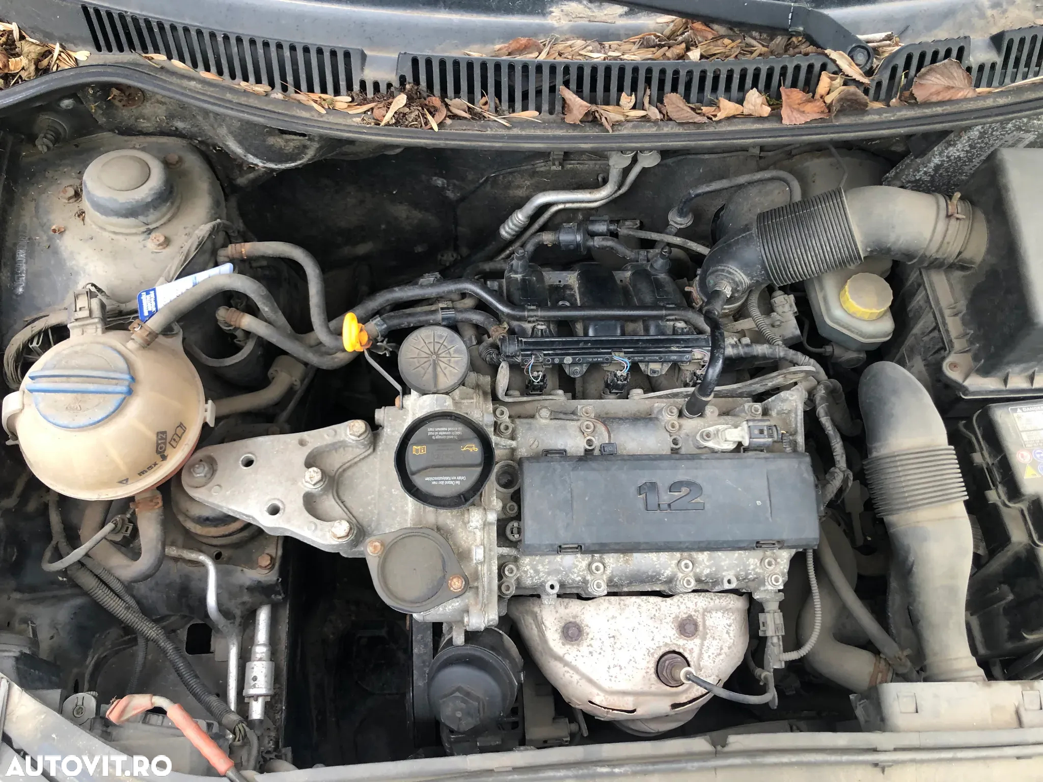 Dezmembrez VW Volkswagen Polo 9N negru 1.2 benzina 2007 - 8