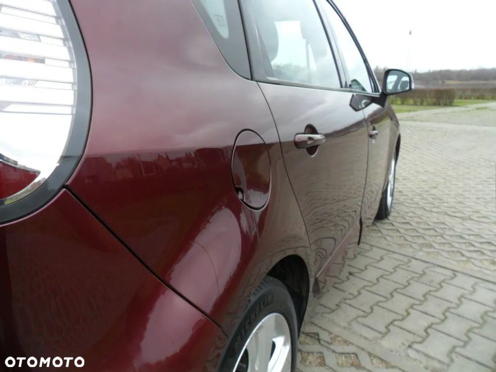 Renault Scenic ENERGY TCe 115 Dynamique - 28