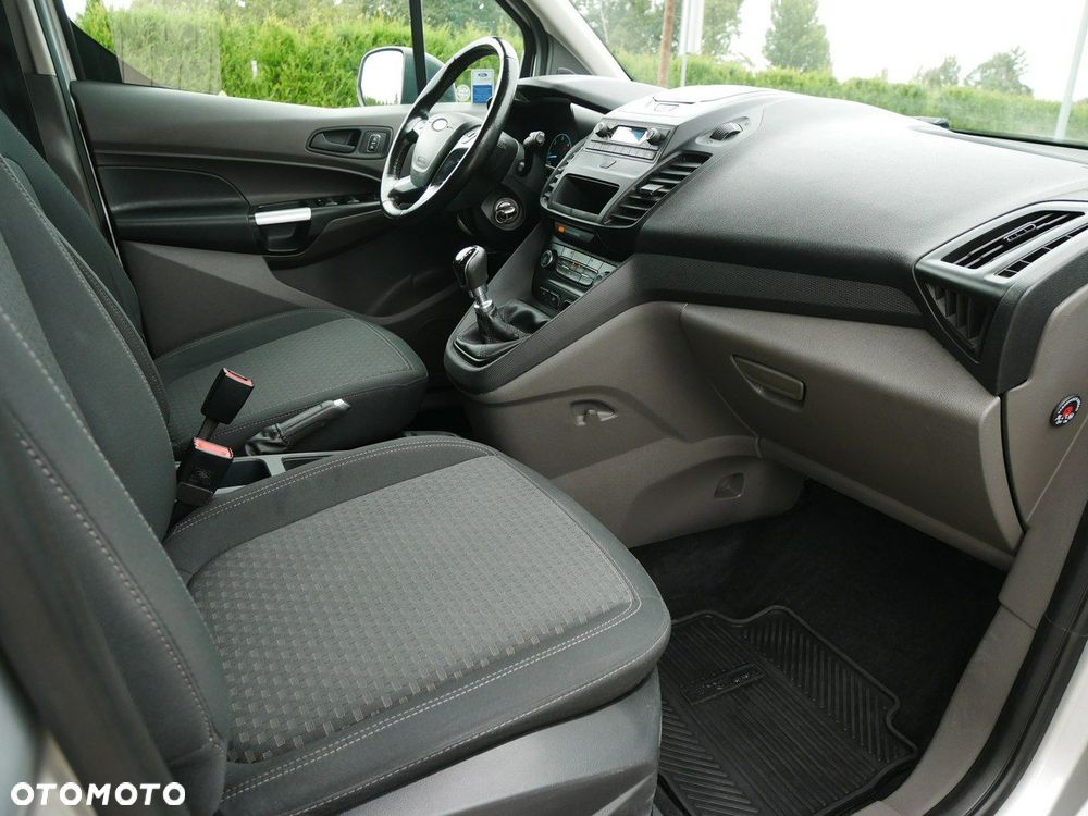 Ford Transit Connect - 21