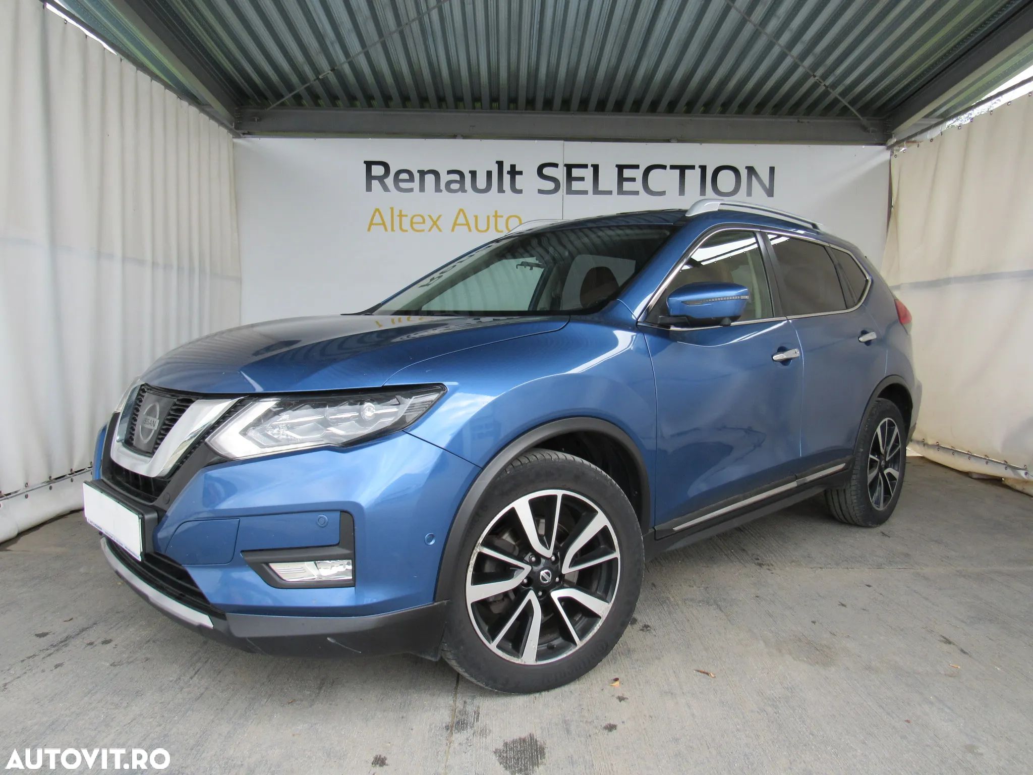 Nissan X-Trail 2.0D XTRONIC Start/Stop 4x4-i Tekna - 1