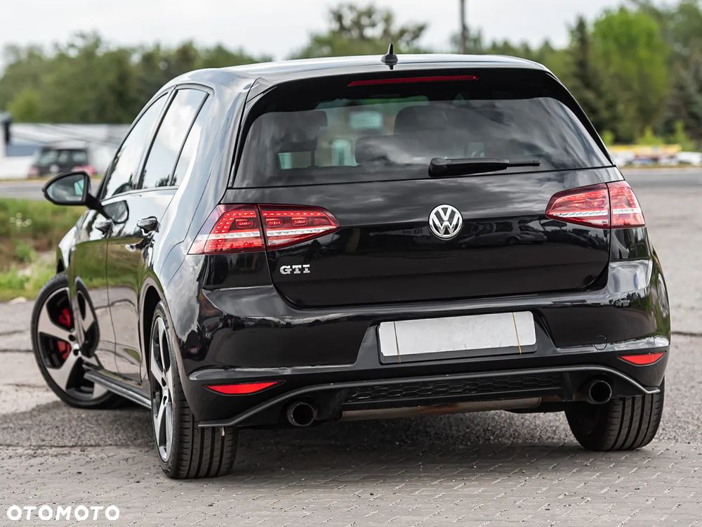 Volkswagen Golf 2.0 TSI BMT GTI Performance DSG - 8