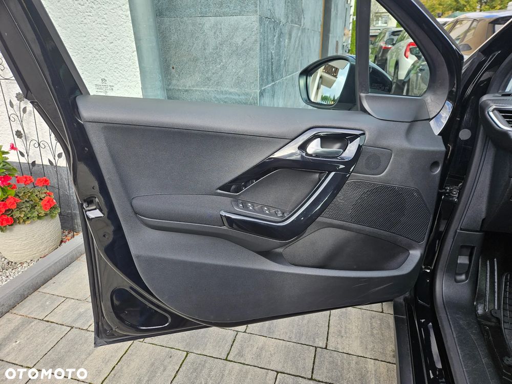 Peugeot 2008 - 9