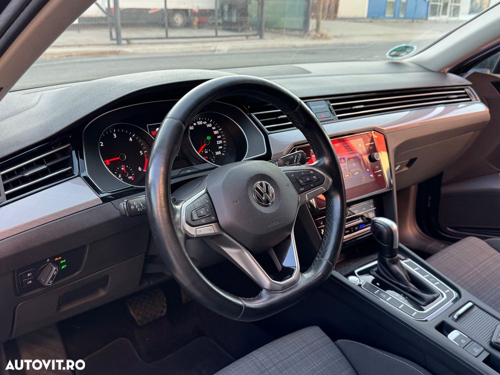 Volkswagen Passat 2.0 TDI DSG (BlueMotion Technology) Highline - 9