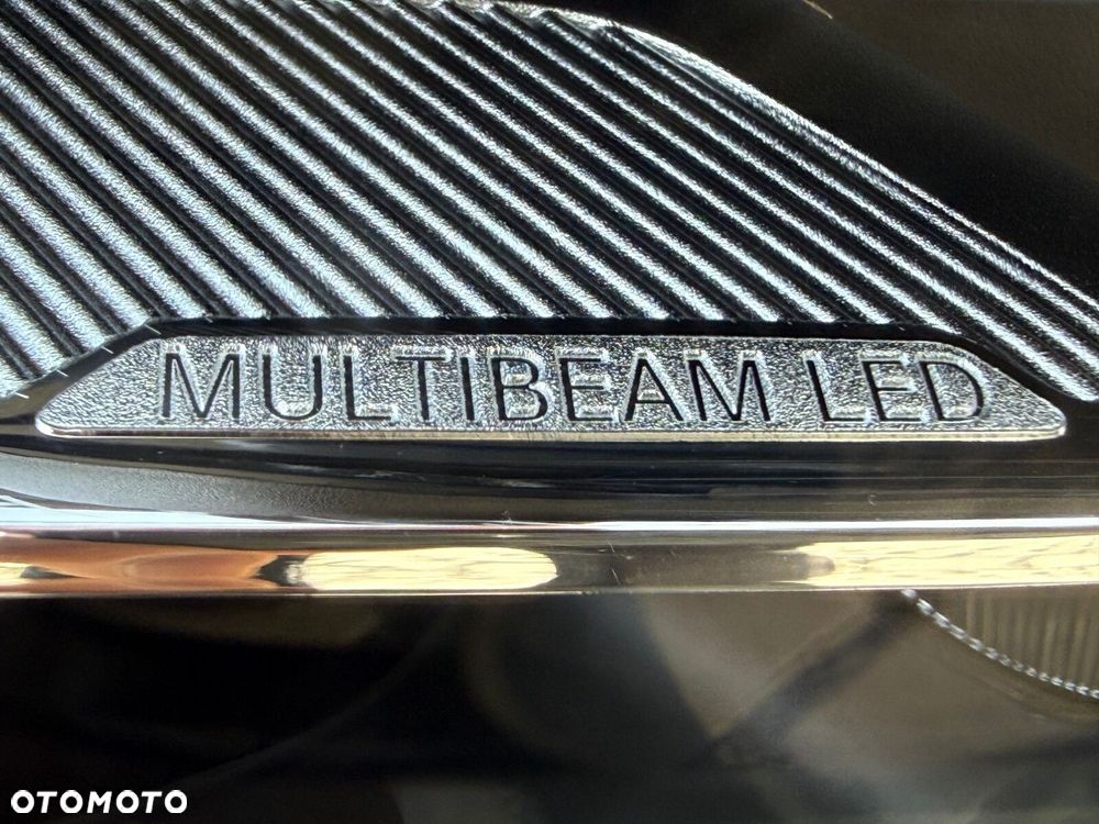 Mercedes-Benz GLB - 12