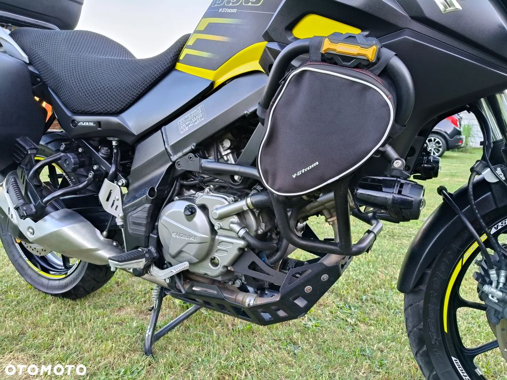 Suzuki V-STROM - 14