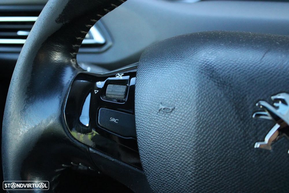 Peugeot 308 SW BlueHDi 130 Stop & Start Allure - 17