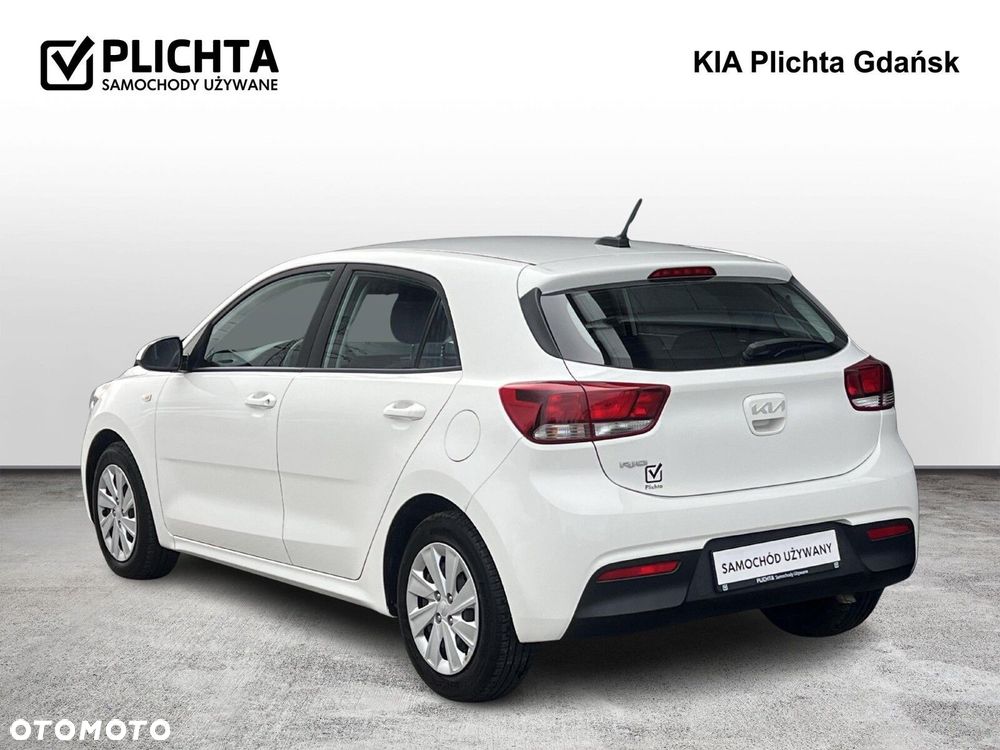 Kia Rio - 3
