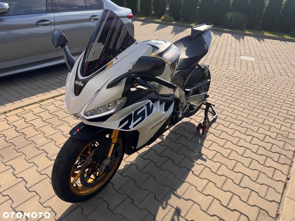 Aprilia RSV - 4