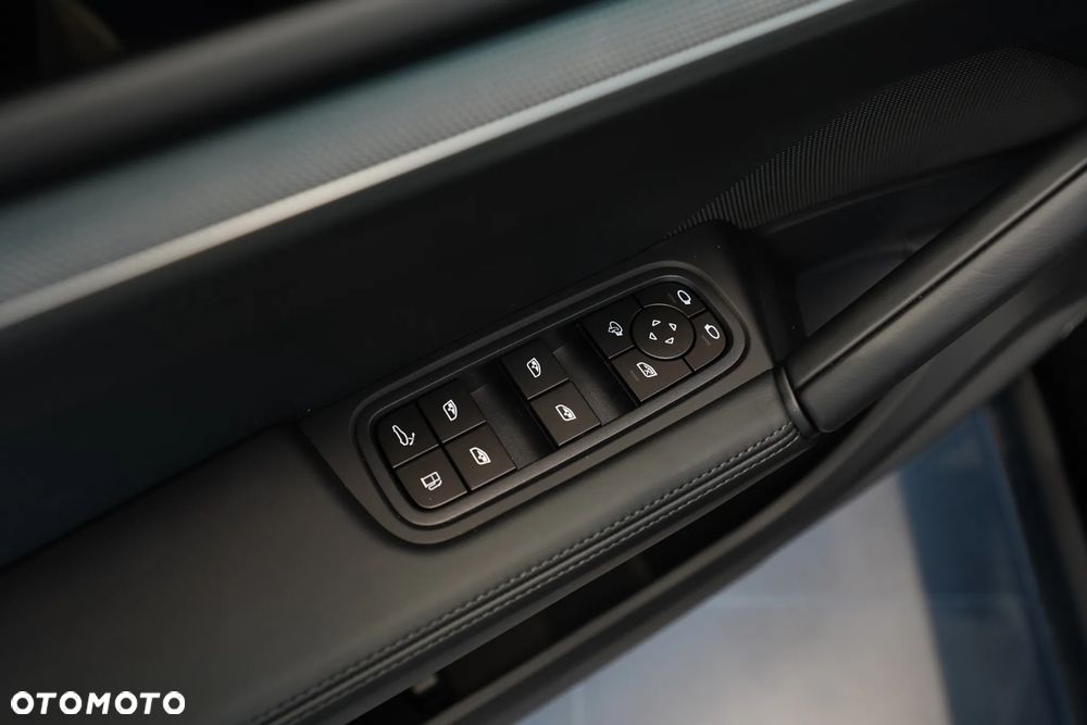 Porsche Cayenne - 20