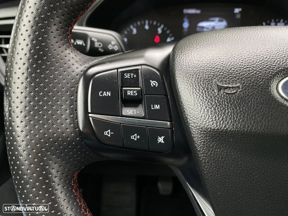 Ford Focus 1.0 EcoBoost MHEV ST-Line - 20