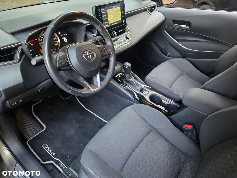 Toyota Corolla - 16