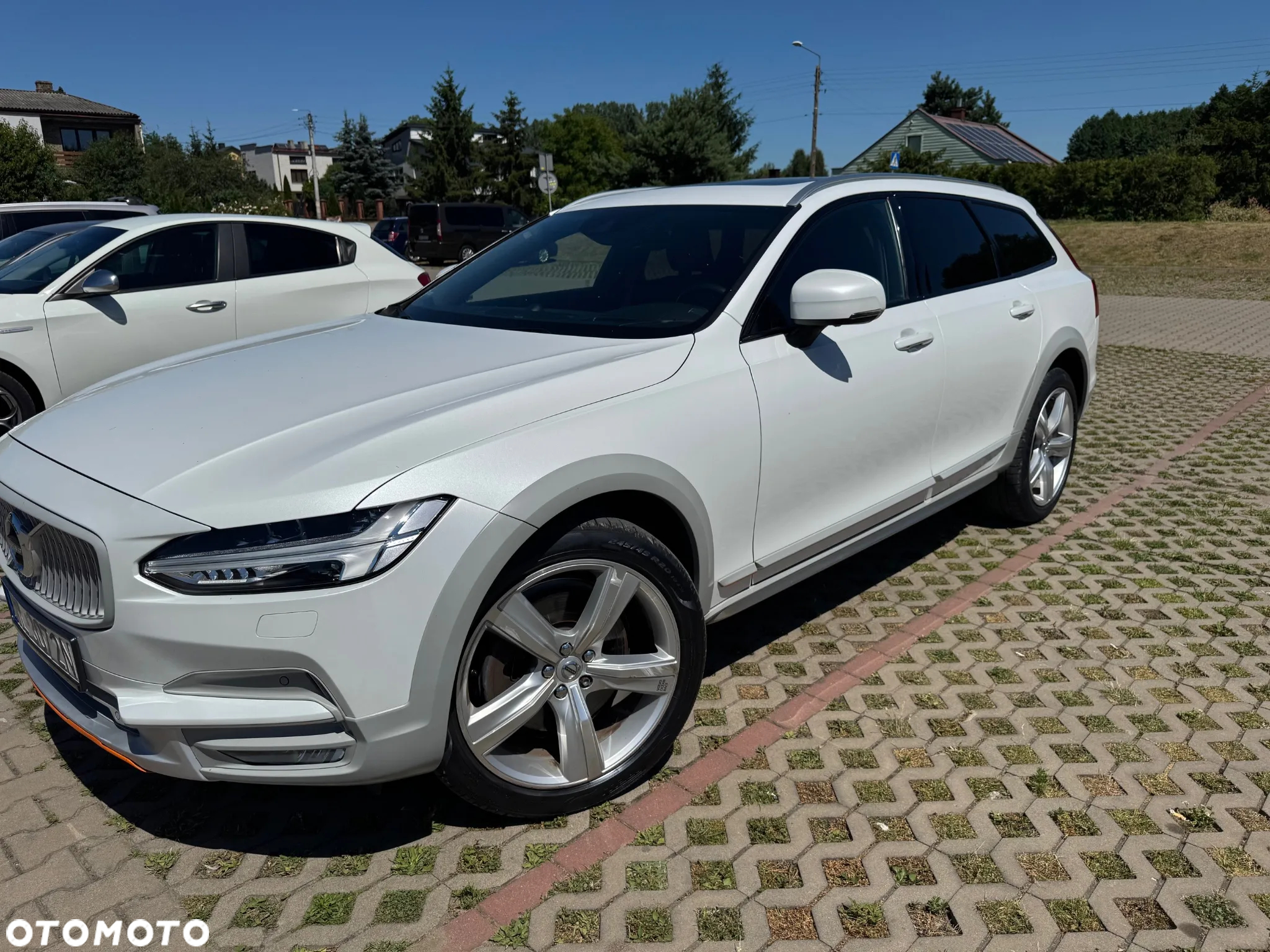 Volvo V90 Cross Country D5 AWD Ocean Race - 3