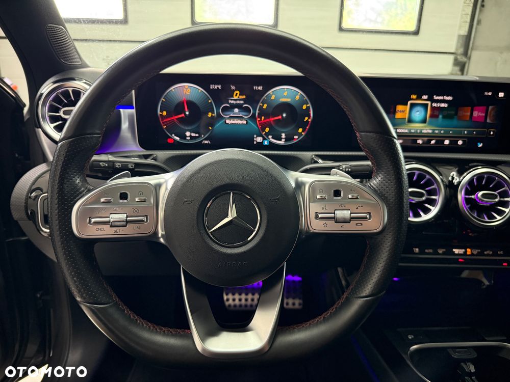 Mercedes-Benz Klasa A 200 7G-DCT AMG Line - 23