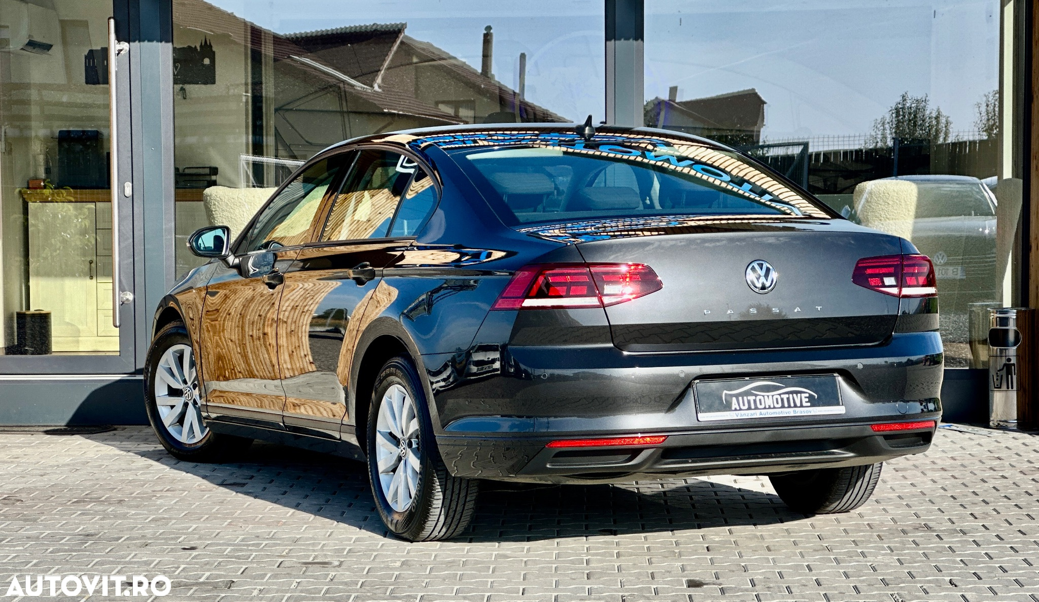 Volkswagen Passat 2.0 TDI Comfortline - 4